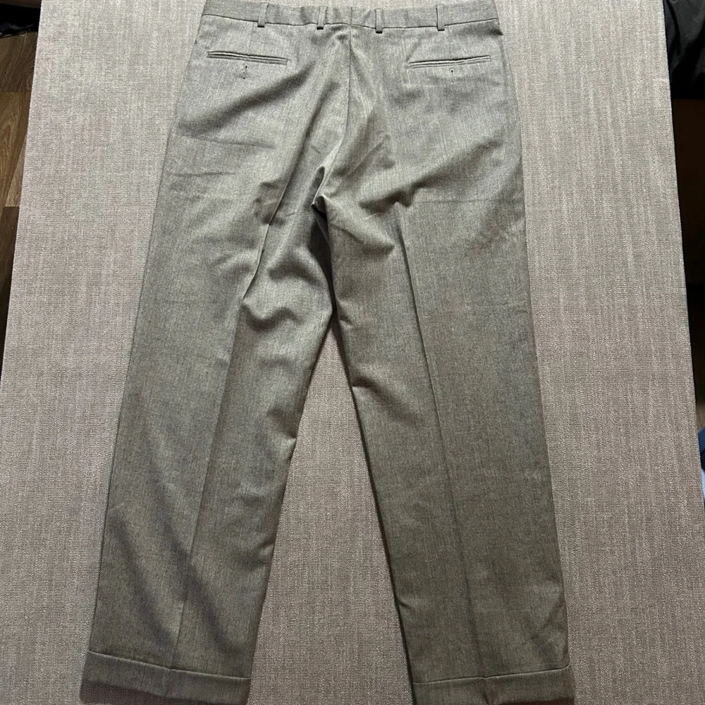 Brooks 346 Dress Pants Mens 40x31 Grey Pleated Cuffed 100% Worsted Wool Slacks
